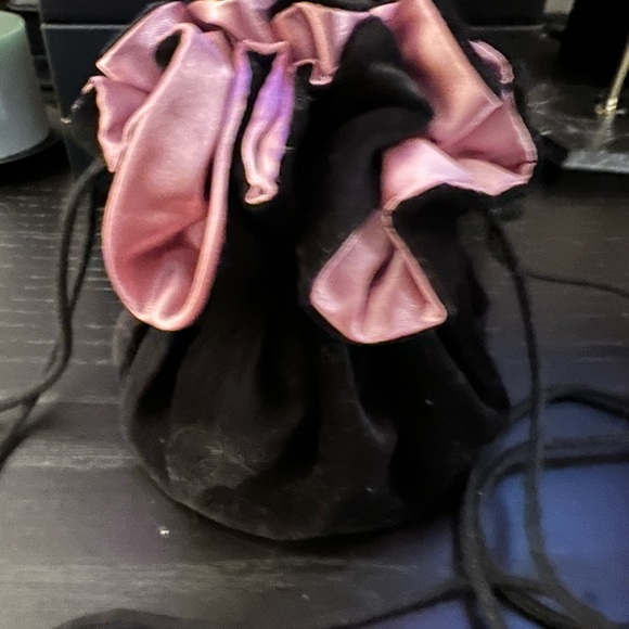 Rose Quartz Crystal - Picture 3 of 4